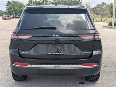 Used 2023 Jeep Grand Cherokee Limited AWD/4WD image 5