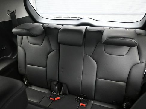 New 2025 Kia Telluride LX FWD image 30