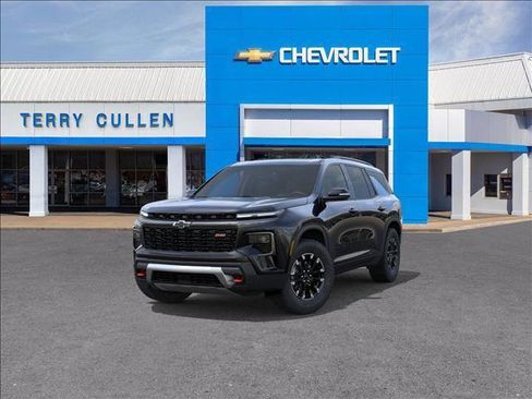 New 2026 Chevrolet Traverse Z71 w/ Driver Confidence Package AWD/4WD image 8