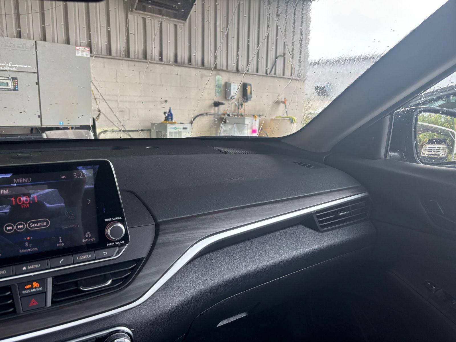 Used 2026 Nissan Altima 2.5 SV FWD image 34