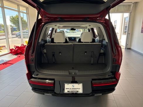 Used 2024 Hyundai Santa Fe Calligraphy AWD/4WD image 11