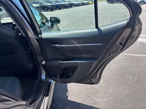 Used 2021 Toyota Camry SE w/ Convenience Package FWD image 40