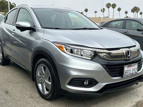 Used 2020 Honda HR-V EX image 2