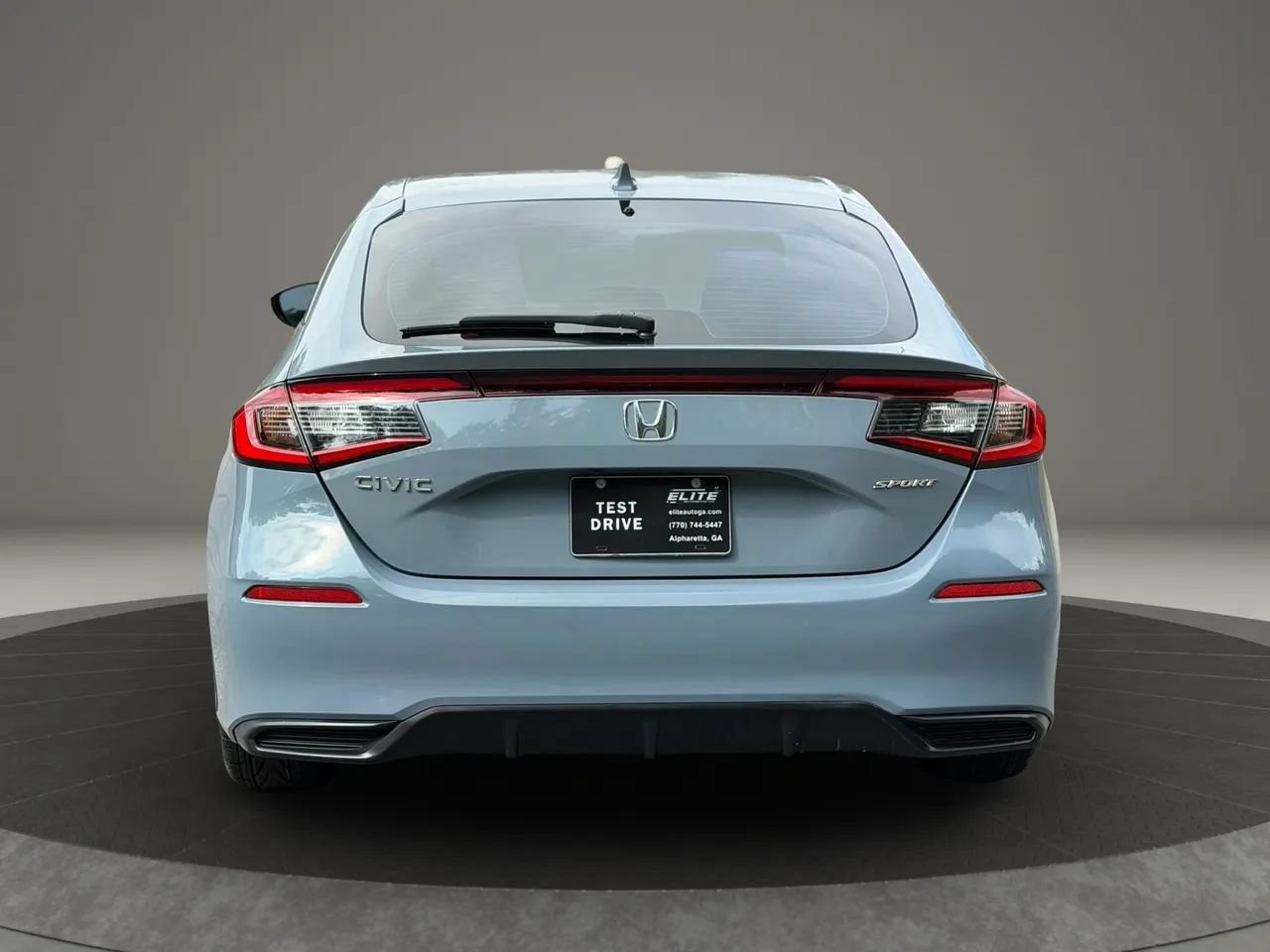 Used 2023 Honda Civic Sport image 5