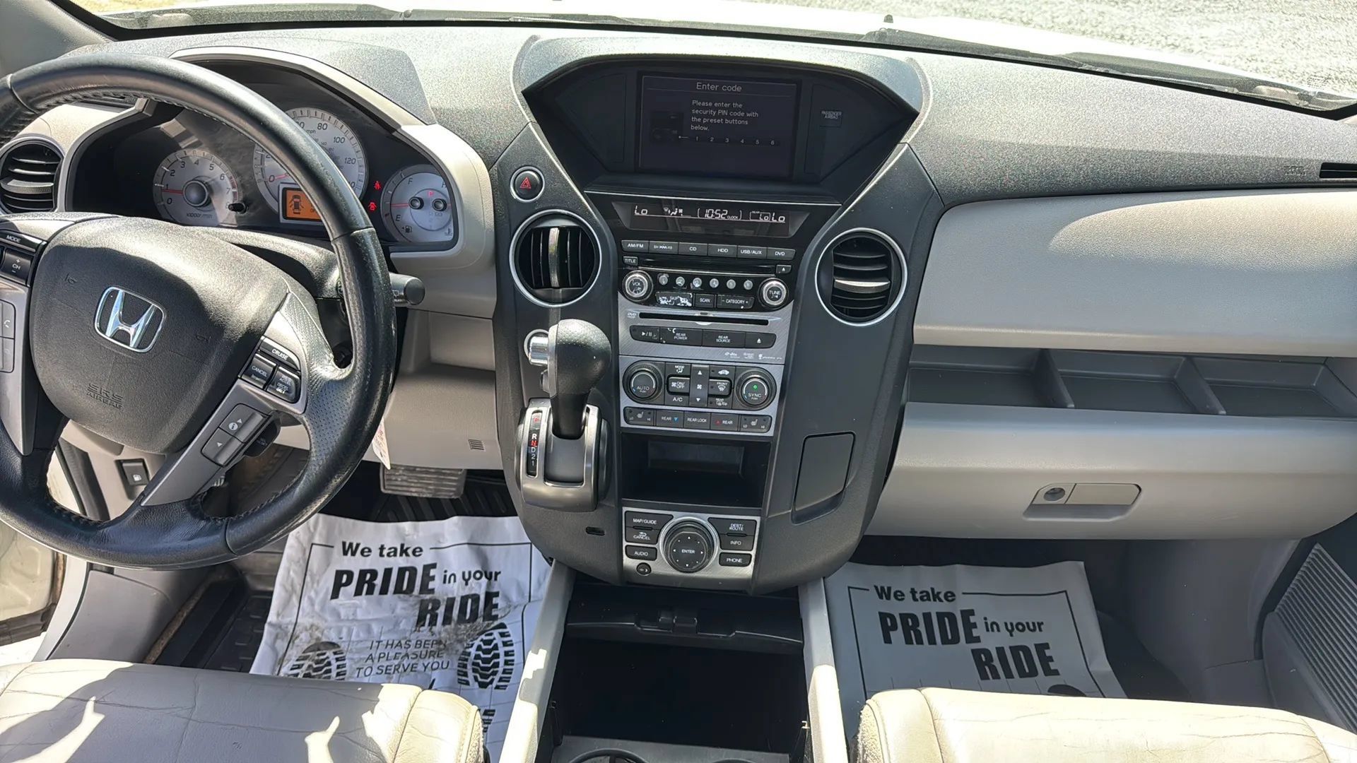 Used 2015 Honda Pilot Touring image 17