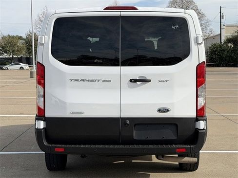 Used 2023 Ford Transit 350 XLT image 5