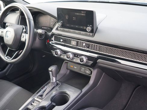 Used 2022 Honda Civic Sport image 28