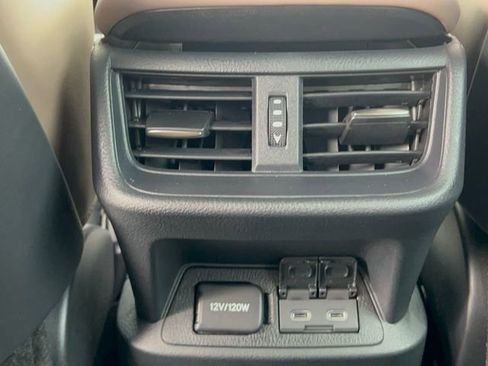 Used 2025 Lexus ES 350 Ultra Luxury w/ Accessory Package (Z2) image 16