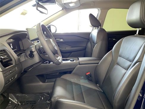 Certified 2024 Nissan Rogue SL image 22