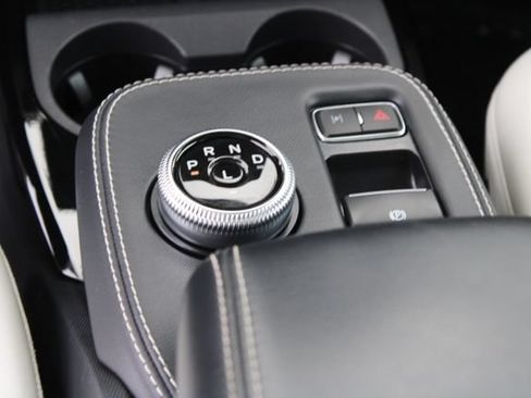 Used 2022 Ford Mustang Mach-E Premium AWD/4WD image 19