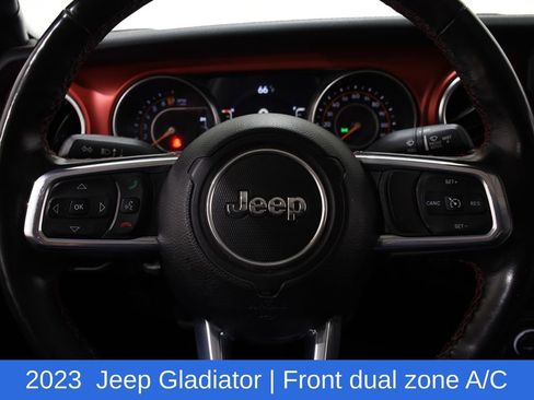 Used 2023 Jeep Gladiator Rubicon w/ LED Lighting Group AWD/4WD image 11