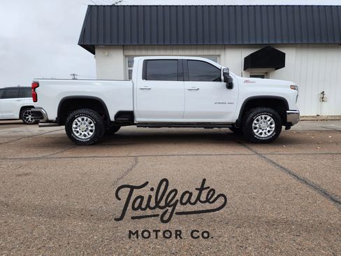 Used 2024 Chevrolet Silverado 2500 LTZ w/ LTZ Plus Package image 1
