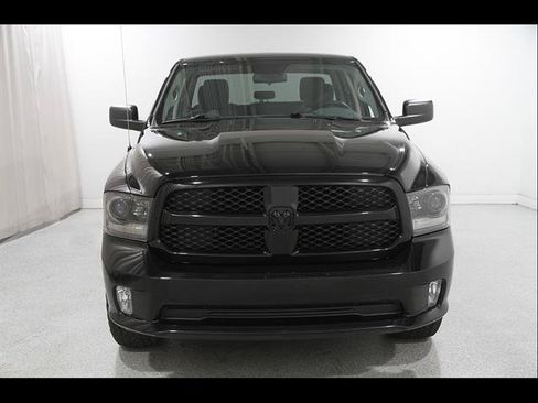 Used 2015 RAM 1500 Express w/ Black Ram 1500 Express Group AWD/4WD image 2