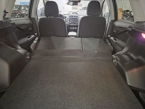 Used 2026 Mitsubishi Outlander Sport AWD image 33