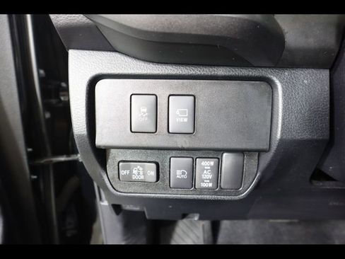 Used 2022 Toyota Tacoma TRD Sport w/ TRD Premium Sport Package image 19