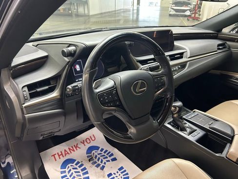 Used 2019 Lexus ES 350 w/ Premium Package FWD image 20