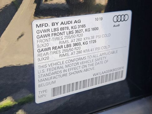 Used 2019 Audi e-tron Premium Plus AWD/4WD image 34