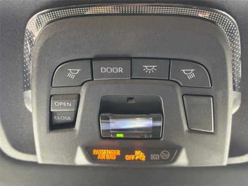 Certified 2025 Toyota Crown Signia w/ Advanced Technology Package AWD/4WD image 23