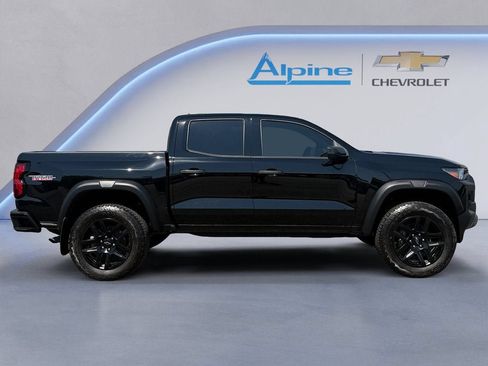 Used 2024 Chevrolet Colorado Trail Boss AWD/4WD image 6