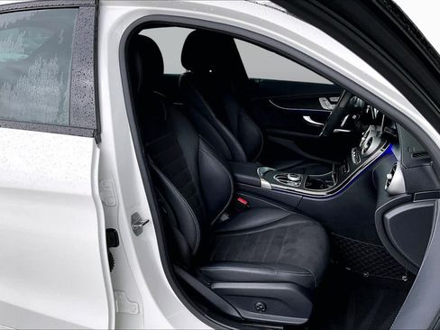 Used 2021 Mercedes-Benz C 300 Sedan image 9
