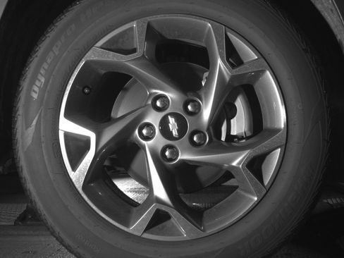 Used 2025 Chevrolet Trax LT w/ LT Convenience Package image 13