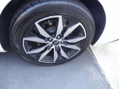 Used 2020 Chevrolet Malibu RS FWD image 16