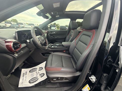 Used 2025 Chevrolet Equinox RS w/ Safety and Technology Package AWD/4WD image 14