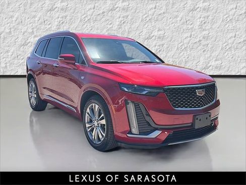 Used 2024 Cadillac XT6 Premium Luxury image 1