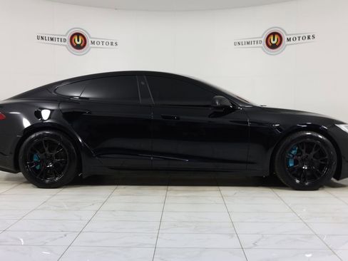 Used 2021 Tesla Model S Plaid AWD/4WD image 2