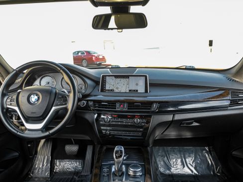 Used 2018 BMW X5 sDrive35i image 14