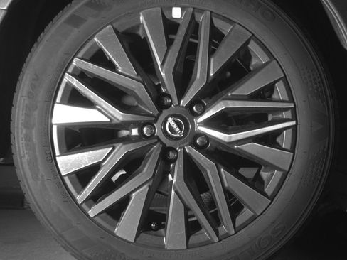 Used 2025 Nissan Altima 2.5 SV image 15