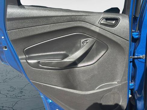 Used 2019 Ford Escape S image 15