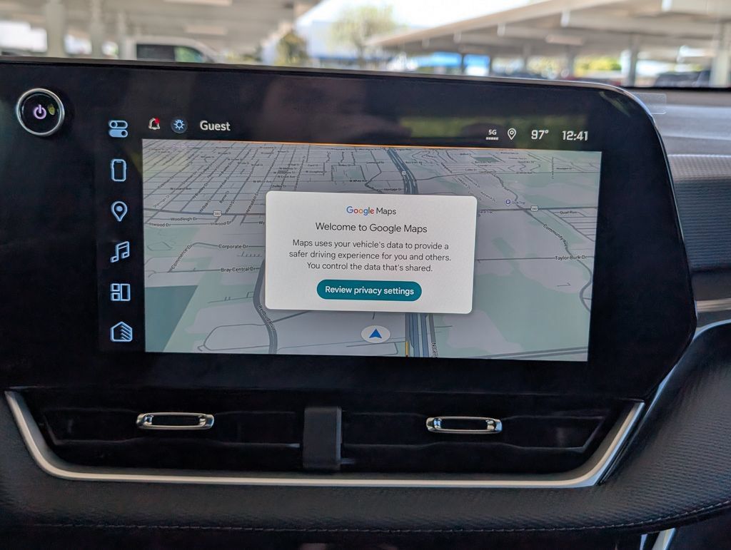 New 2027 Chevrolet Equinox LT w/ Convenience Package II FWD image 19