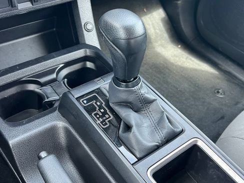 Used 2023 Toyota Tacoma SR AWD/4WD image 31