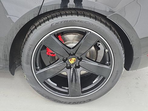 Used 2017 Porsche Macan Turbo image 34