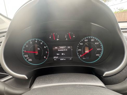 Used 2021 Chevrolet Malibu LS FWD image 15