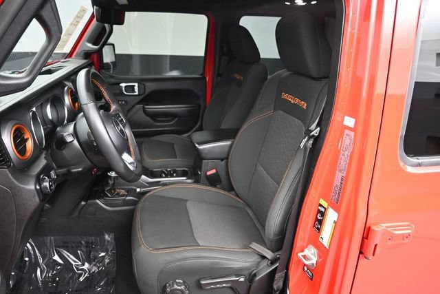 Used 2023 Jeep Gladiator Mojave w/ LED Lighting Group AWD/4WD image 16