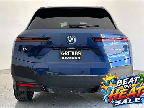 Used 2023 BMW iX xDrive50 AWD/4WD image 4