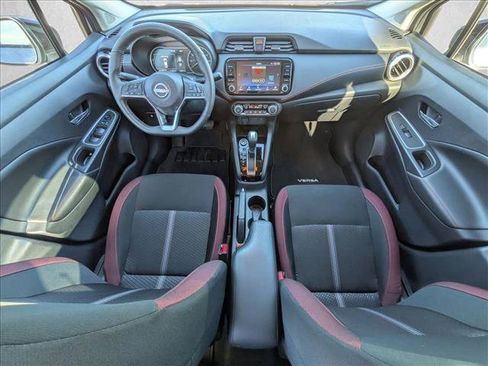 Used 2025 Nissan Versa SR w/ Trunk Package image 17