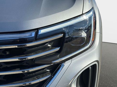 New 2026 Volkswagen Atlas SE image 10