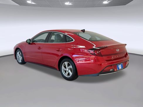 Used 2021 Hyundai Sonata SE FWD image 3