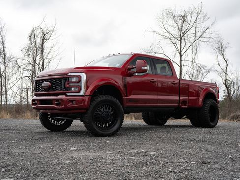 Used 2026 Ford F450 Lariat image 3