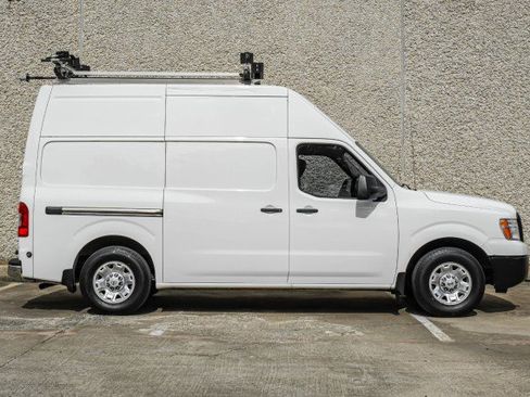 Used 2021 Nissan NV 2500 SV w/ Navigation Package image 11