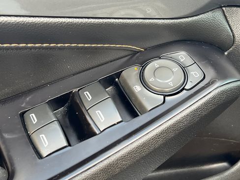 Used 2018 Chevrolet Traverse LS image 13