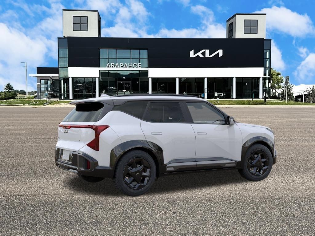 New 2027 Kia Seltos X-Line S w/ X-Line S Premium Package AWD/4WD image 6