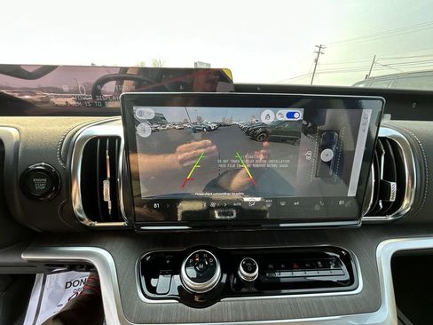 New 2026 Ford Expedition Max Platinum image 23