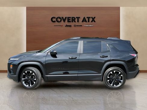 Used 2025 Chevrolet Equinox RS w/ Safety and Technology Package image 2