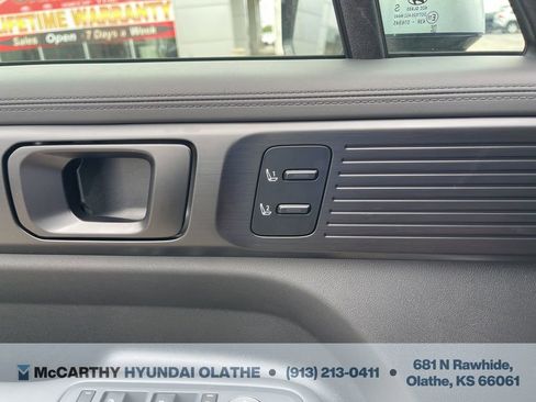 Used 2025 Hyundai Santa Fe Calligraphy w/ Tow & Go Package FWD image 27