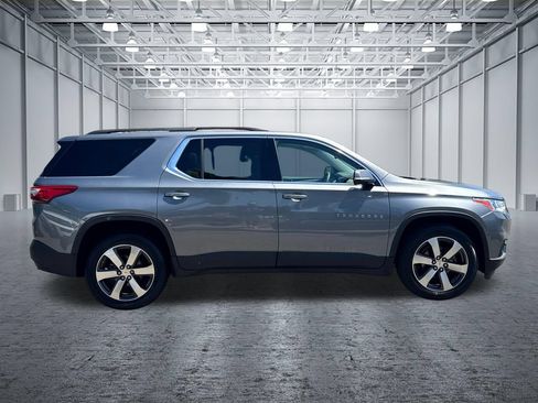 Used 2019 Chevrolet Traverse LT w/ LT Premium Package AWD/4WD image 8