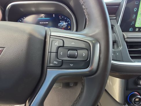 Used 2023 Chevrolet Suburban LT AWD/4WD image 22